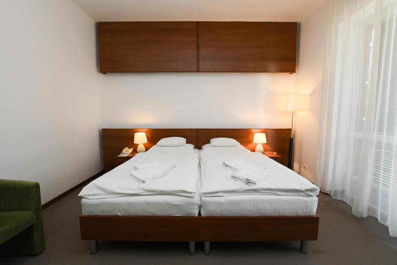 Hotel Kelep Tokaj Extérieur photo