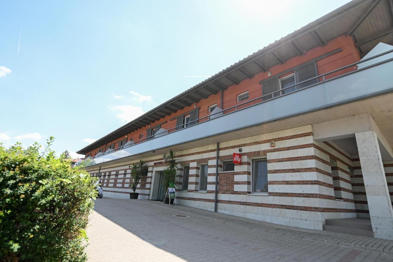 Hotel Kelep Tokaj Extérieur photo