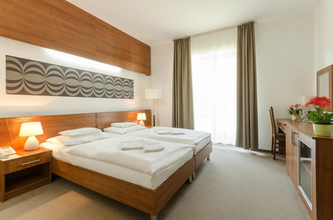 Hotel Kelep Tokaj Extérieur photo